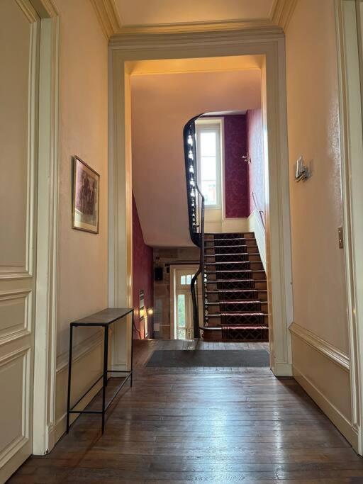 #accords - Tres Grande Type D'hotel *