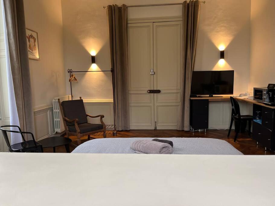 #accords - Tres Grande Type D'hotel Brive-la-Gaillarde